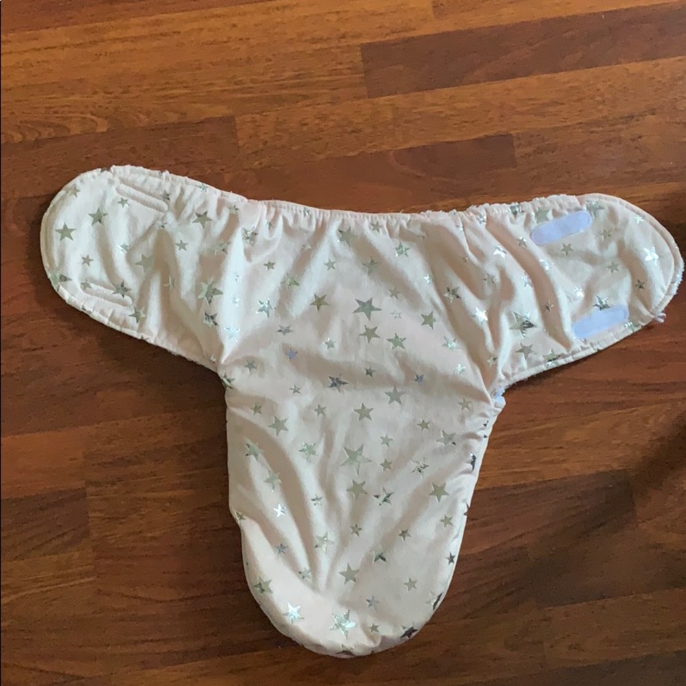 Swaddle - Picture 3 of 3
